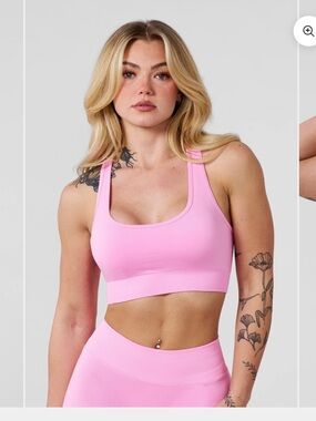 W357 LEGACY SEAMLESS BRA